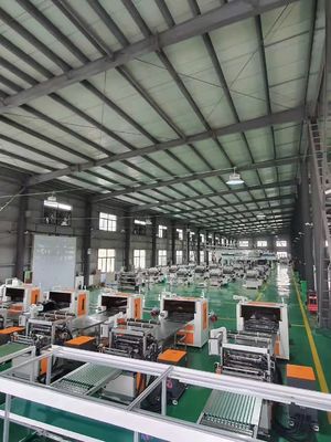 Máquina de fabricação de filtros de ar de PU Máquina de cola de 8 kW 380V
