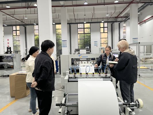 Linha de produção de filtros de papel de ar de novo estado Máquina de dobragem de filtros totalmente automática Outra linha de processamento