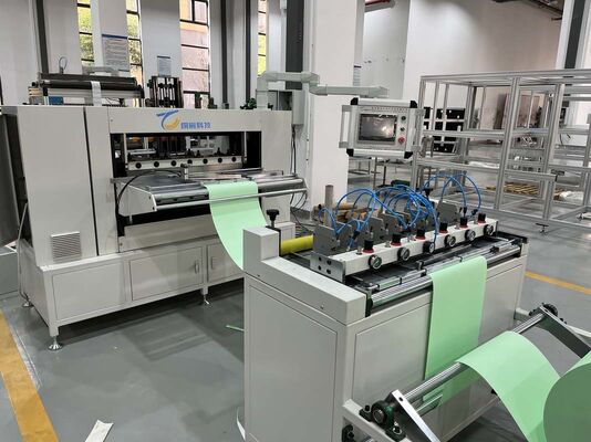 Linha de Produção de Filtros com Saída Estável, Operação Fácil, Dobramento, Colagem e Suporte para Operação Contínua de Longa Duração