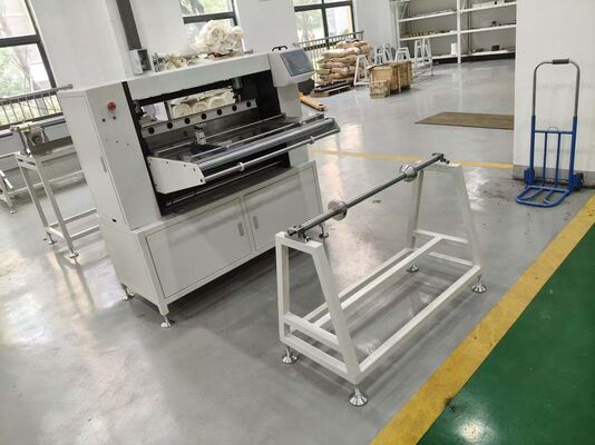 Tempo de processamento rápido Máquina de dobragem de filtros industriais e domésticos semiautomática tipo faca para ciclos de produção otimizados